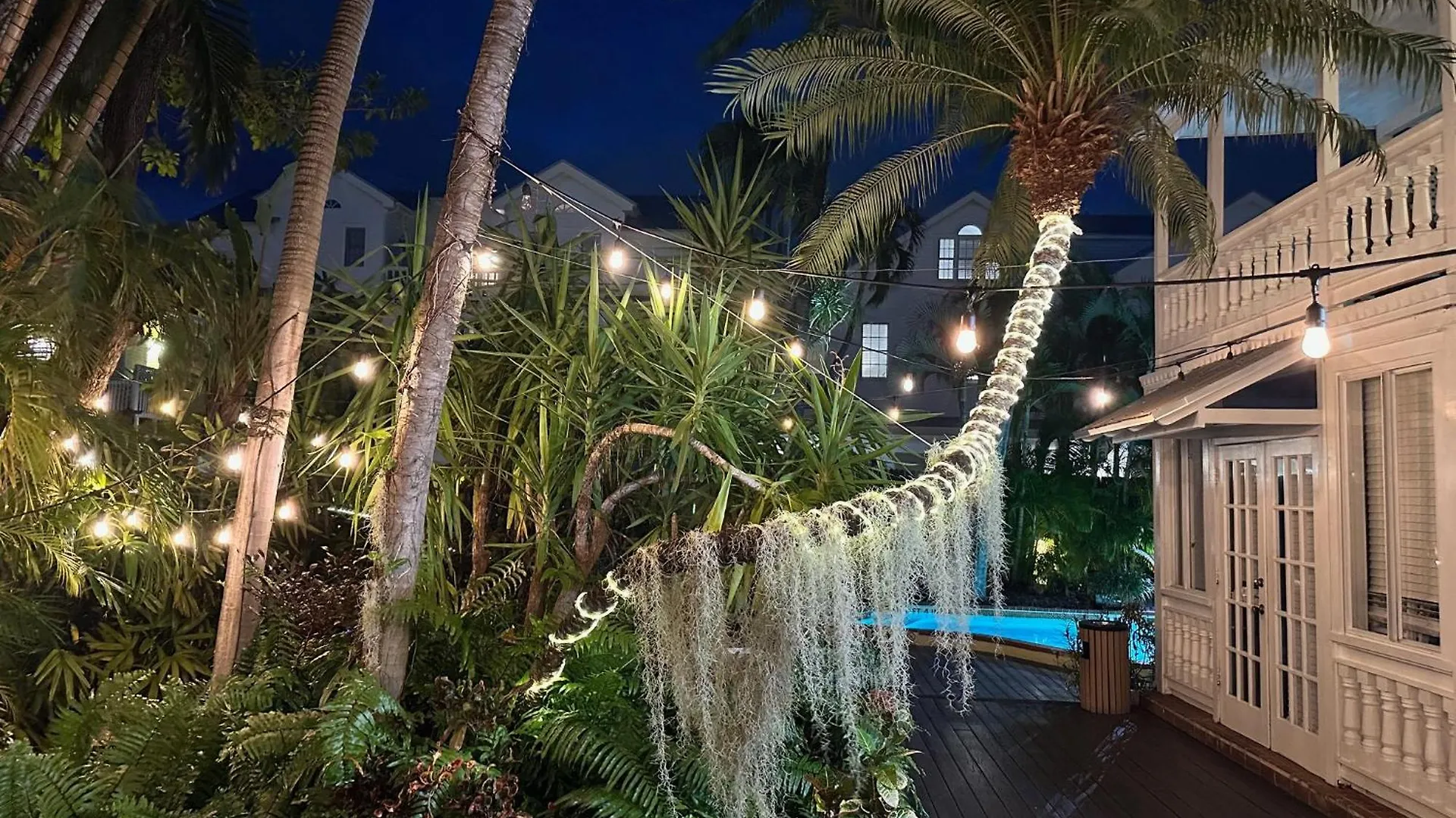 Douglas House Key West Inn